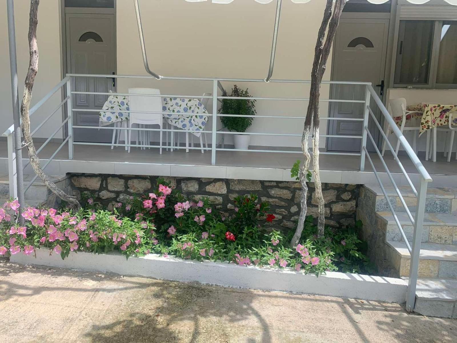 Qeparo View Rooms Экстерьер фото